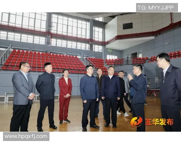 上海足球裁判员的职业发展与挑战探讨及其对中国足球的影响分析 上海足球裁判员的职业发展与挑战探讨及其对中国足球的影响分析